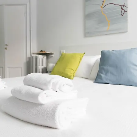 Apartament Italianway Easy - Piazza Lima 1 *
