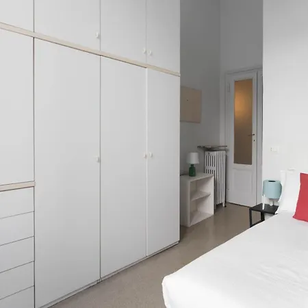 Italianway Easy - Piazza Lima 1 Milan