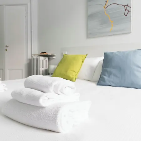 Italianway Easy - Piazza Lima 1 * Mediolan